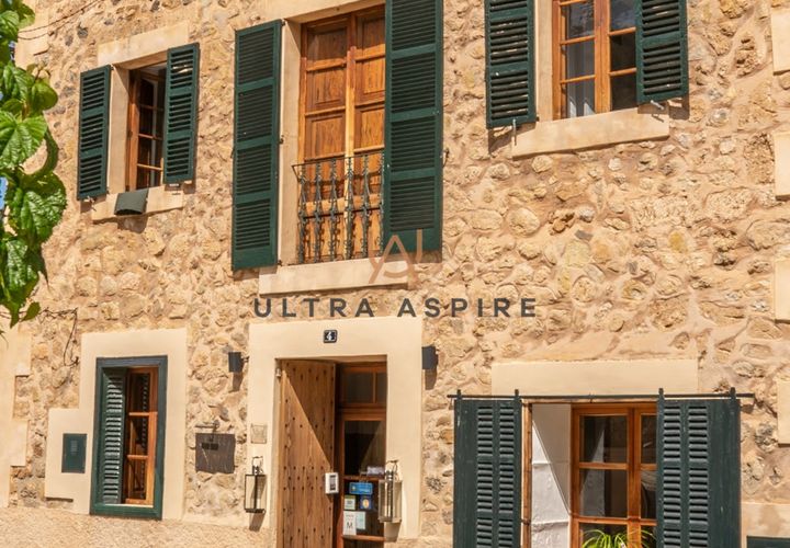 Erhvervsejendom i Estellencs, Mallorca, Estellencs - € 2.500.000 | Ref: UA386 - foto 1